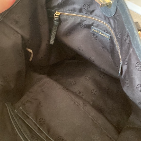 Tory Burch Black Leather Mercer Tote with Turn Lock Closure 🔥SALE🔥 - Picture 5 of 8